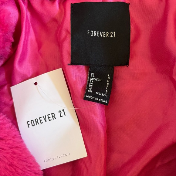 Forever 21 Hot Pink Faux Fur Crop Coat Jacket NWT Sz L - Picture 2 of 3